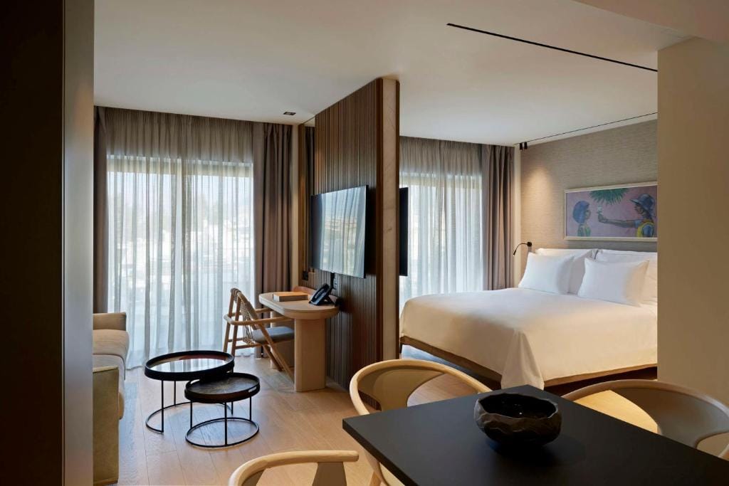Dusit Suites Hotel Athens — 2