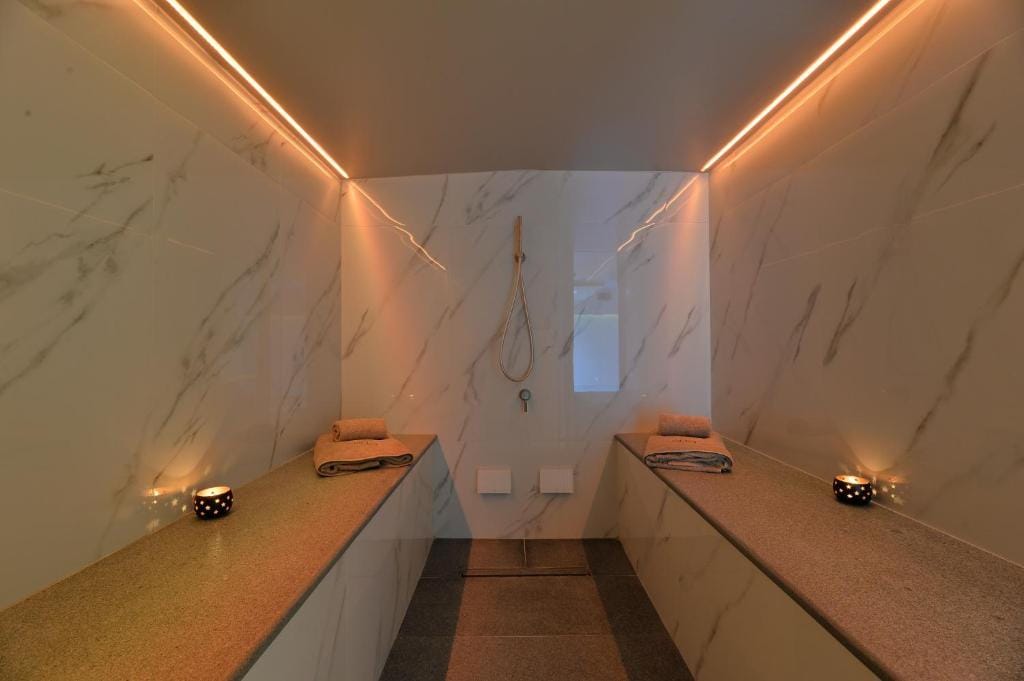 MIRIVILI hospitality & wellness — 3