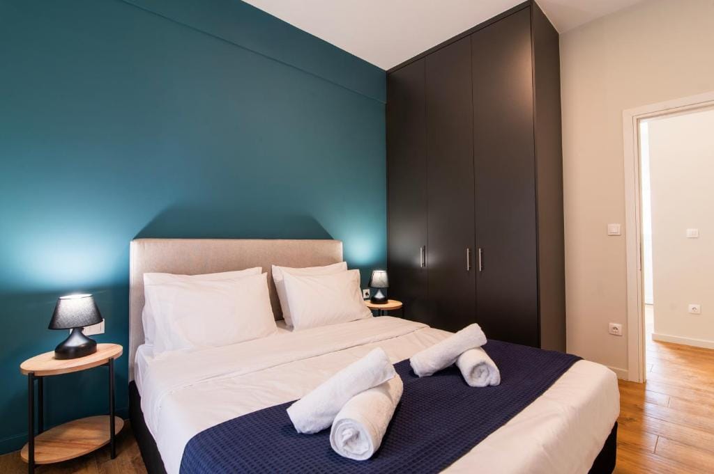 Peoniou 53 Residencies — 4