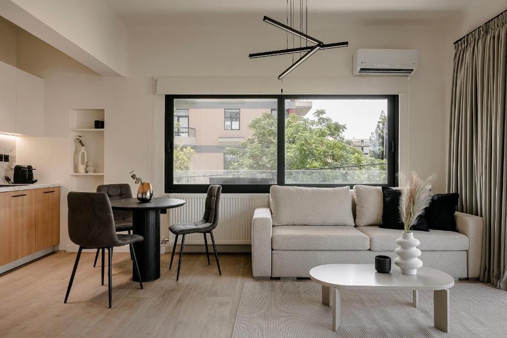 The Uptown Boutique Apartments — 4