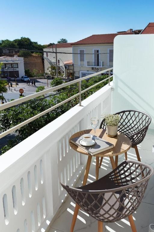 Mirabile Luxury Suites — 4