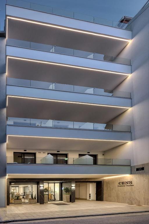 Platinum Suites — 2