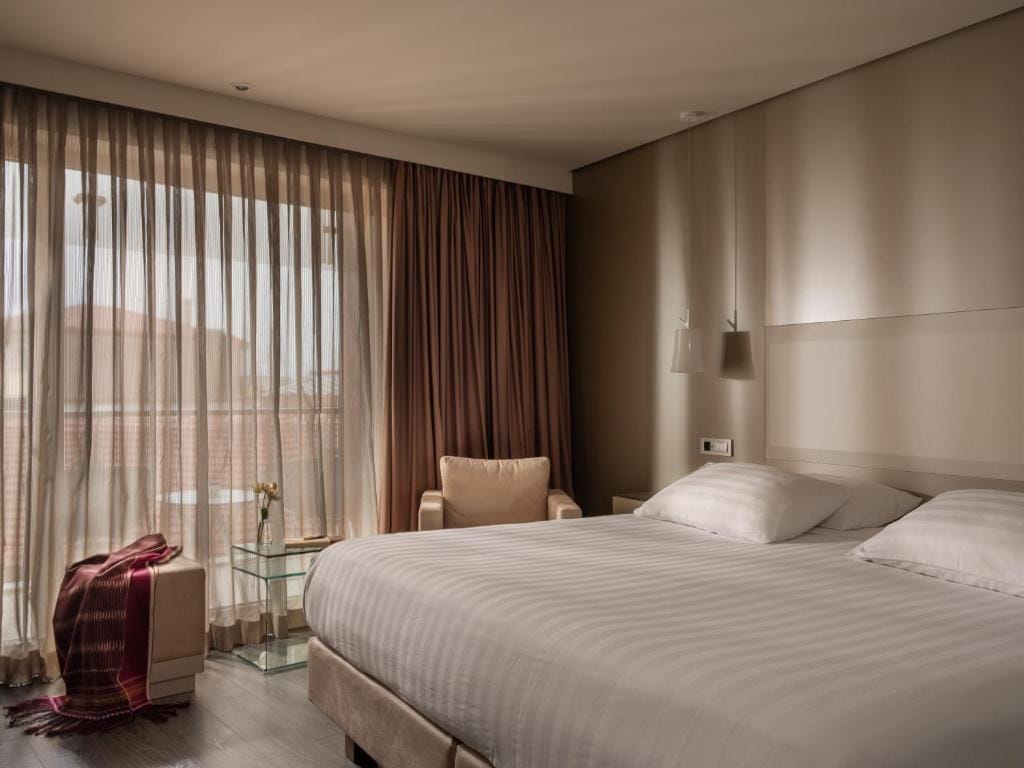 SAZ City Life Boutique Hotel — 3