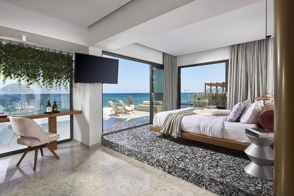 Dyo Suites — 2