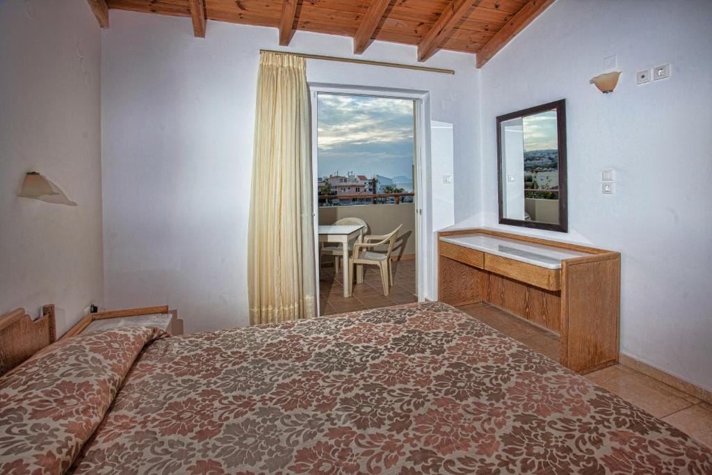 Ilian Beach & Apartments — 5