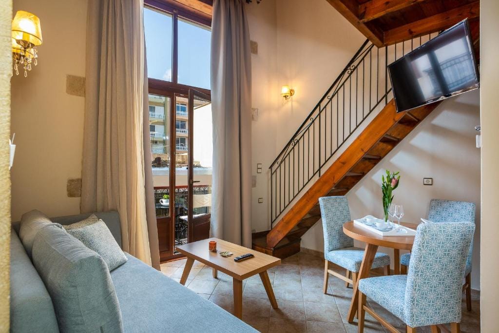 Phaedra Suites — 4