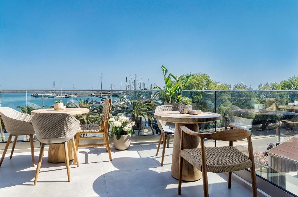 SAVUS Boutique Hotel — 4